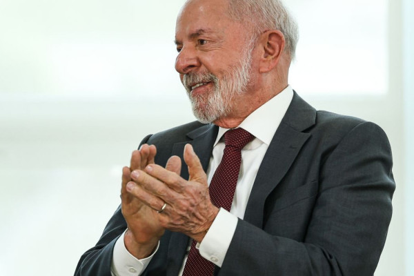 Lula vai ao Panamá participar do Fórum Econômico da AL e Caribe
