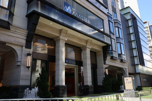 FGC já pagou R$ 32,5 bilhões a 75% dos credores do Banco Master