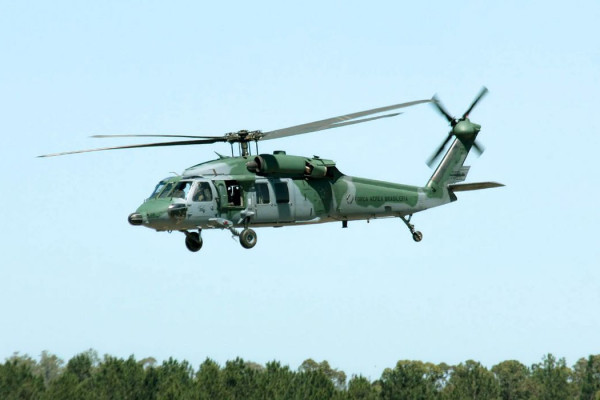 PM do Rio vai usar helicóptero blindado americano no combate ao crime
