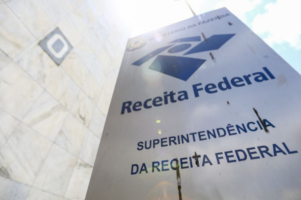 Receita Federal paga lote da malha fina de janeiro