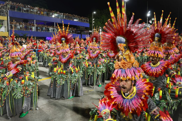 Rio: escolas de samba do Grupo Especial têm 3º dia de ensaios técnicos