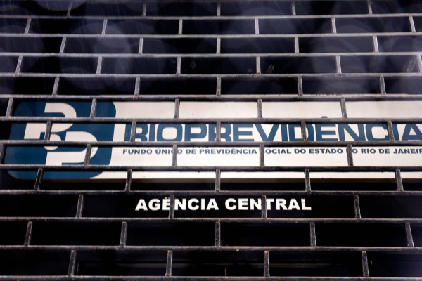 Ex-presidente do Rioprevidência é preso em operação da Polícia Federal