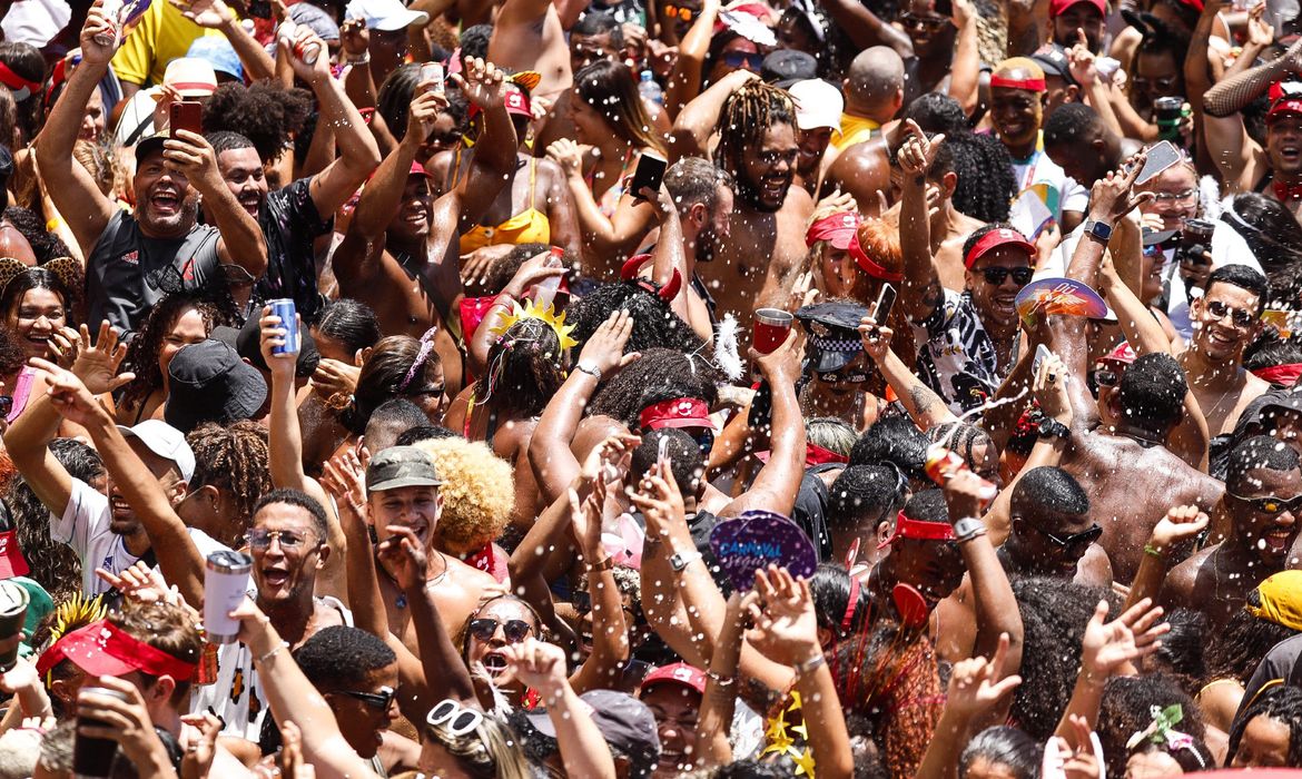 Rio espera receber 8 milhões de foliões para o carnaval