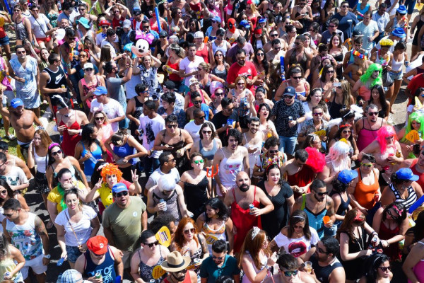 Veja dicas para curtir o carnaval com segurança e alegria
