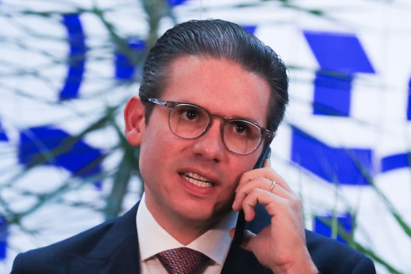 Proposta que acaba com jornada de trabalho 6x1 vai para a CCJ