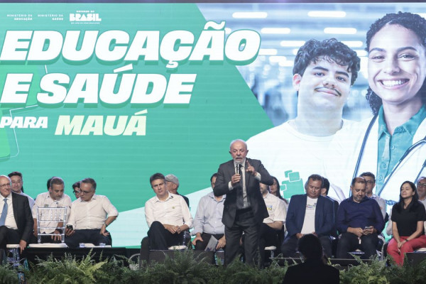 Lula defende educação para o combate à violência contra mulher