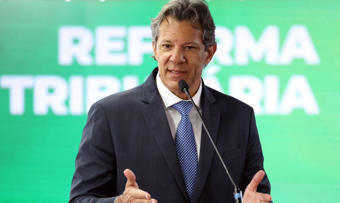 Haddad defende nova arquitetura para benefícios sociais 