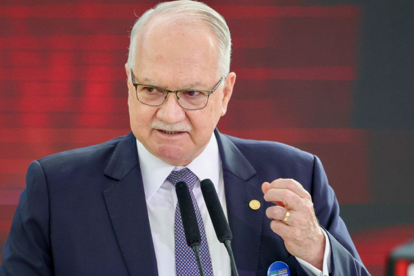 Fachin diz que CNJ vai priorizar combate à violência contra a mulher 