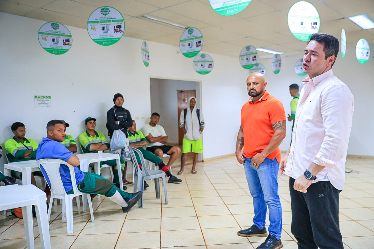 Prefeito tomou à frente nas negociações com coletores após dizer que reajuste era assunto da empresa