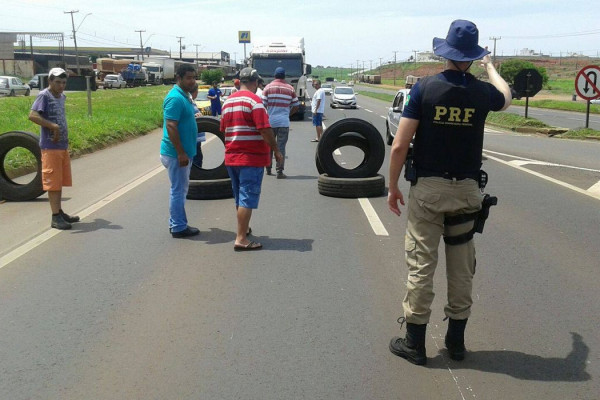 PRF intensifica fiscalização contra embriaguez ao volante no carnaval