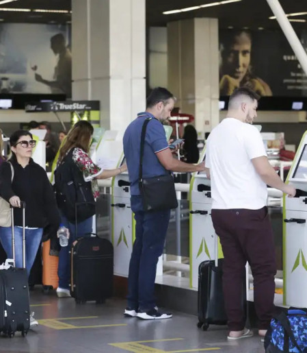 Infraero: aeroportos esperam 120 mil passageiros no carnaval 