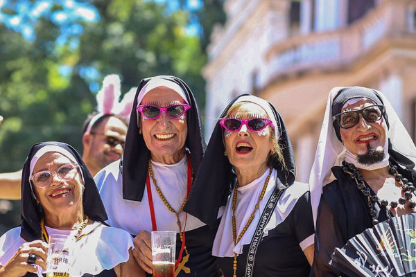 Carnaval 2026: veja a programação dos blocos de rua do Rio nesta sexta