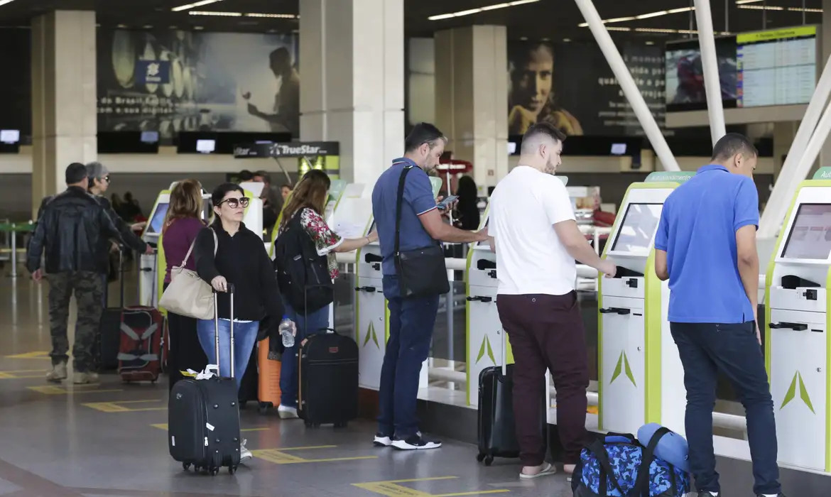 Infraero: aeroportos esperam 120 mil passageiros no carnaval 