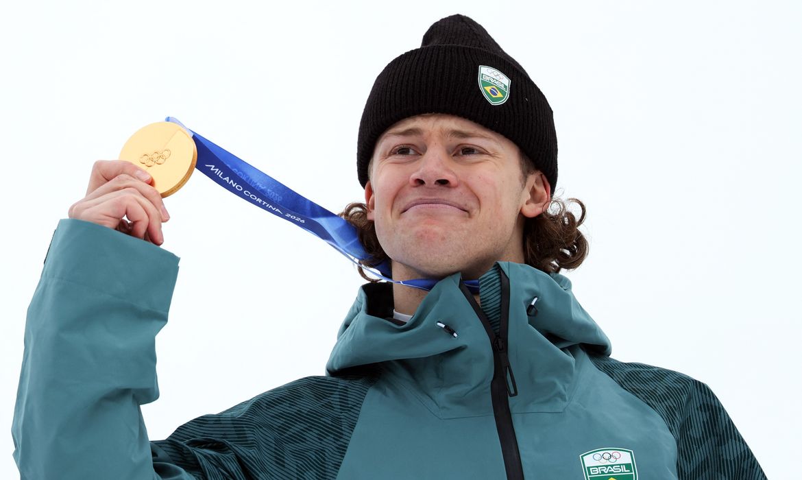 Lula parabeniza Lucas Pinheiro por ouro inédito nos Jogos de Inverno