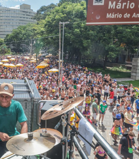 Centro de São Paulo tem axé e outras surpresas no domingo de carnaval