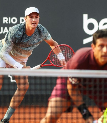 João Fonseca e Marcelo Melo avançam para semifinal do Rio Open