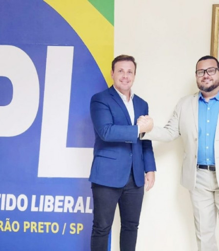 Isaac Antunes (à esq.) e Lincoln Fernandes, ambos do PL:  amizade abalada