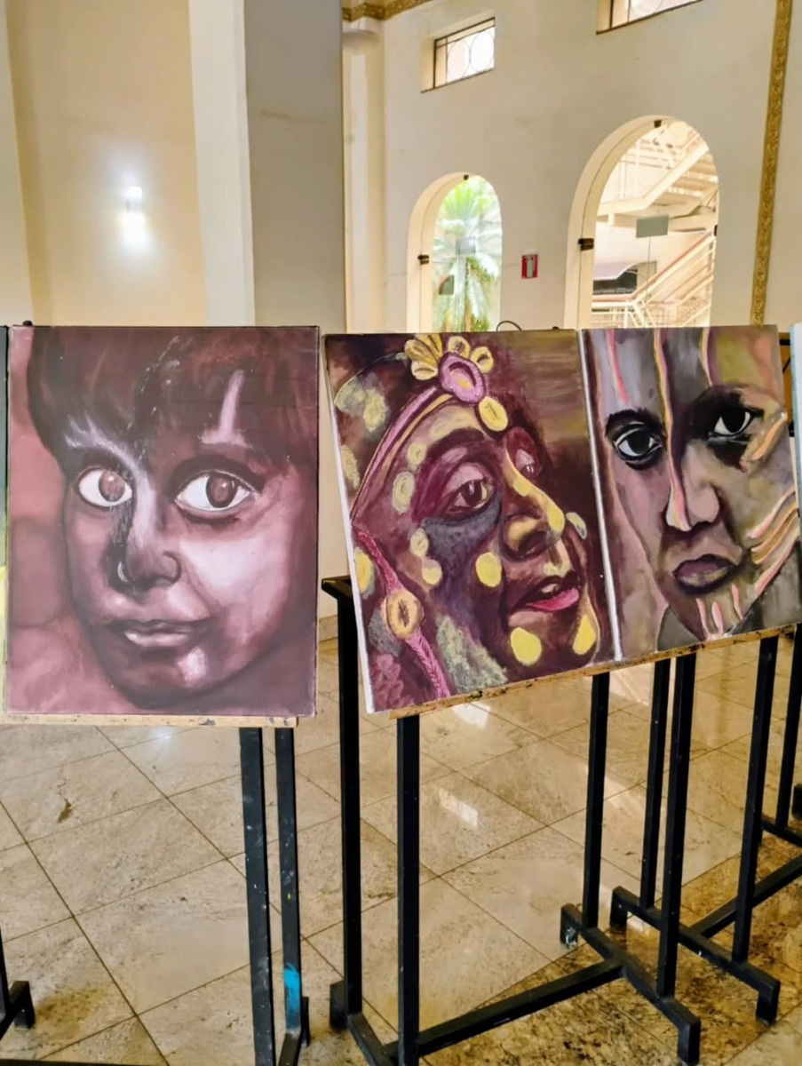 Obras de alunos da Escola de Arte evidenciam a formação técnica 