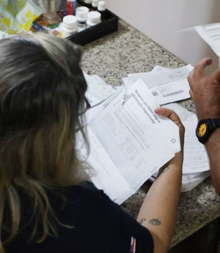 AM: Polícia detém agentes públicos suspeitos de colaborar com facção