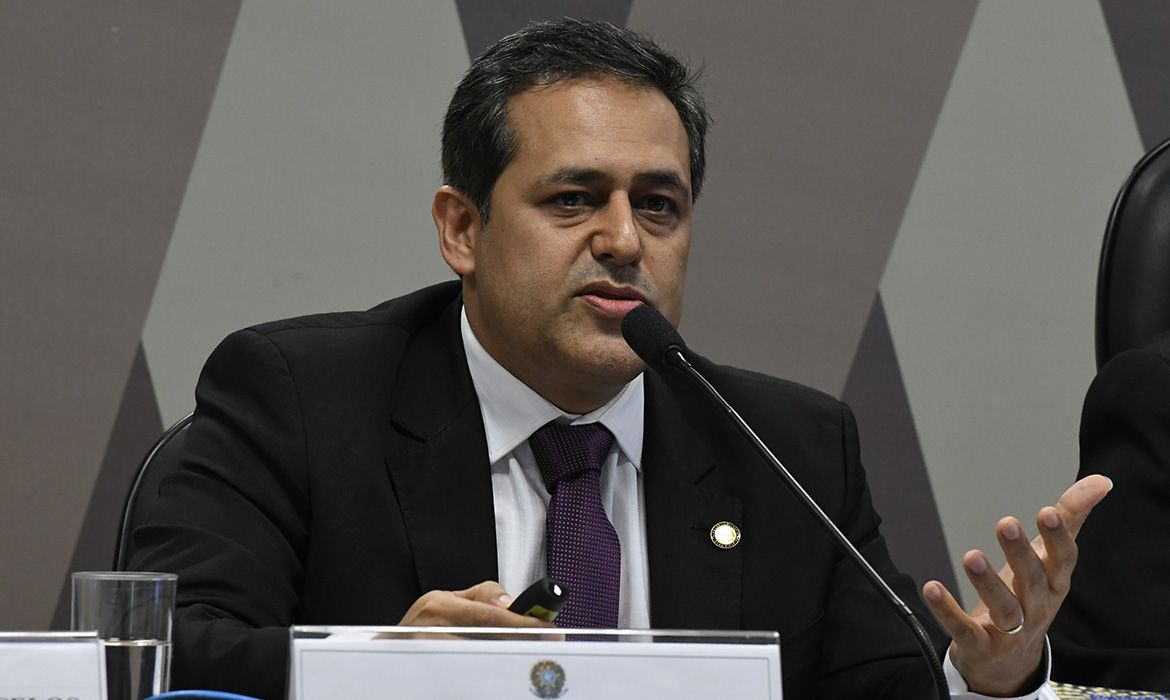 Presidente da Unafisco presta depoimento à PF como investigado