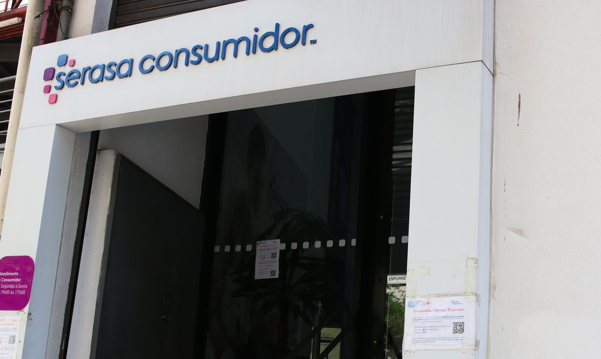 Feirão reúne em SP empresas para negociação de dívidas de consumidores