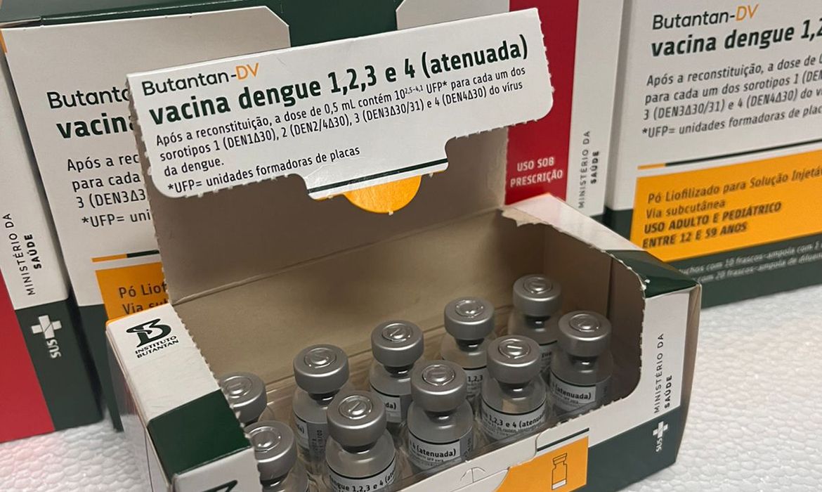 Começa vacinação contra a dengue no Rio de Janeiro