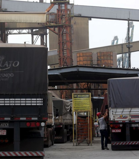 Senado aprova PEC sobre locais de descanso de motoristas profissionais