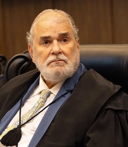 Desembargador vai assumir vaga de ministro afastado pelo STJ 