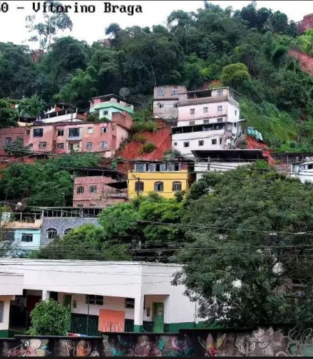 Lula mobiliza equipes federais para atuar em meio a chuvas em MG