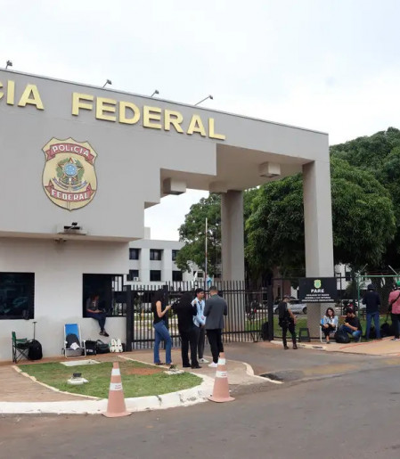 PF faz ação contra lavagem de dinheiro em São Paulo