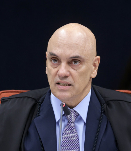 Alexandre de Moraes limita atuação de temporários ao ano de 2026