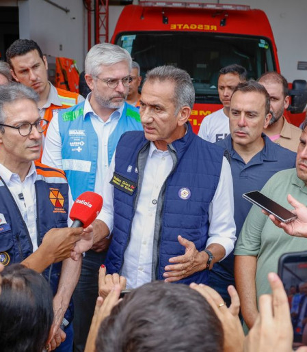 Ministro diz que equipes federais permanecerão na Zona da Mata mineira