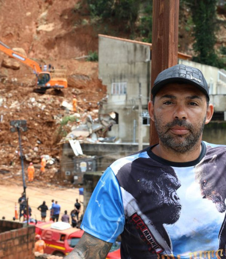 Com medo de novo deslizamento em MG, pedreiro cobra moradia digna