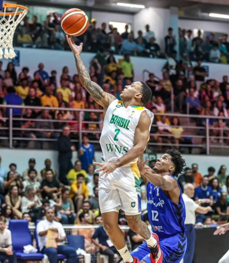 Brasil mantém 100% de aproveitamento nas Eliminatórias para a Copa