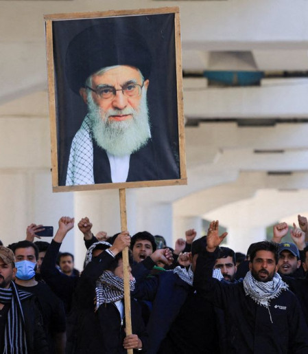 Irã promete retaliar mais; Trump ameaça com força nunca antes vista"