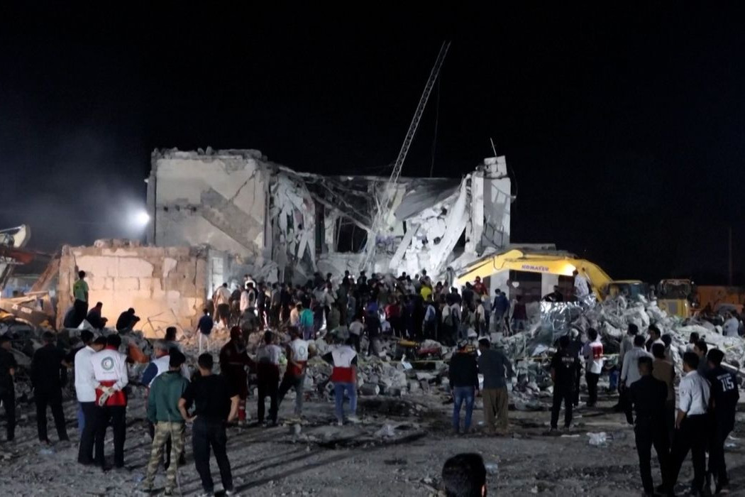 Irã eleva para 153 as estudantes mortas em ataque a escola