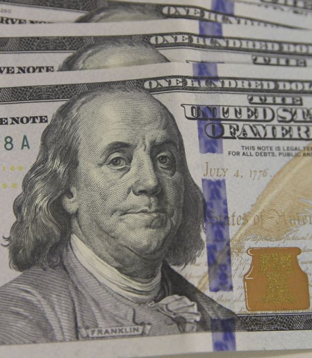 Dólar sobe para R$ 5,16 após escalada de conflito no Oriente Médio