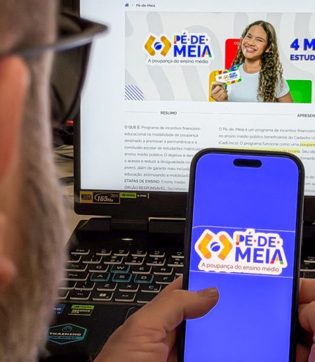 Pé-de-Meia: governo credita pagamento para nascidos em maio e junho