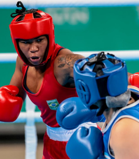 Boxe brasileiro abre temporada com 5 pódios em competição na Bulgária