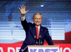 Lula vai participar da posse de Kast na presidência do Chile