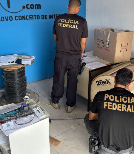 Operação prende suspeitos de monopólio ilegal de internet em Cabo Frio