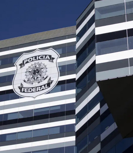 PF faz operação contra vazamento ilegal de dados de ministros do STF