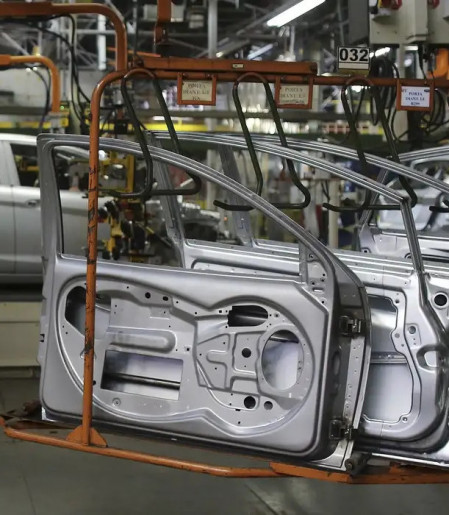 Indústria nacional cresce 1,8% em janeiro de 2026