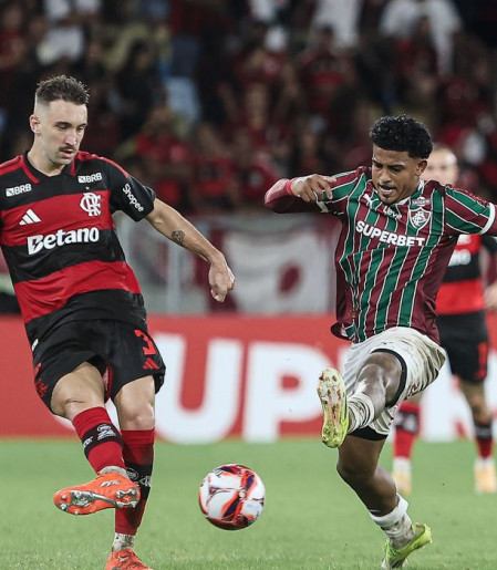 Fluminense e Flamengo jogam por título do Campeonato Carioca