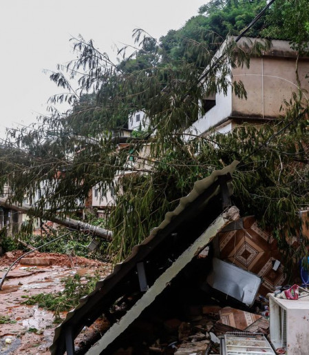 Governo libera R$ 7,3 mil para famílias atingidas por chuvas em MG