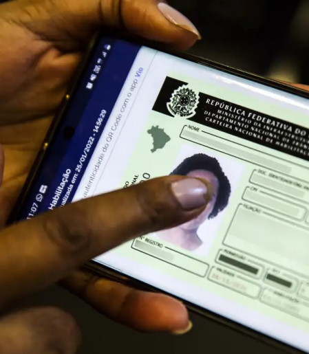 Associação alerta para riscos após alteração nas regras de trânsito