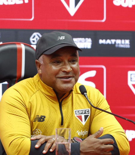 Roger Machado é anunciado como novo técnico do São Paulo