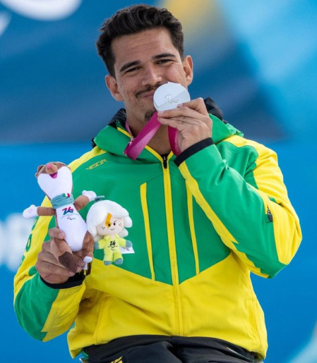 Cristian Ribera fatura pódio inédito para o Brasil na Paralimpíada 