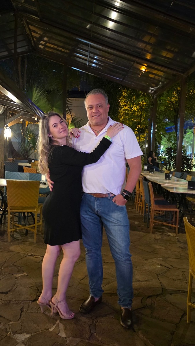 Viviane Pironelli e Leonardo Andrade