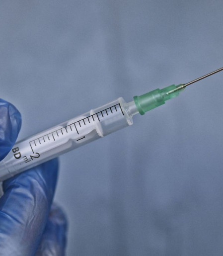 Anvisa alerta para riscos de uso indevido de preenchedores dérmicos